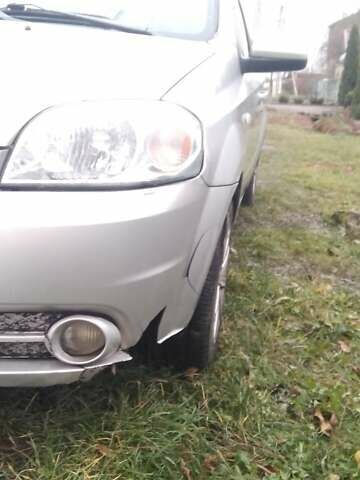 Сірий Шевроле Авео, об'ємом двигуна 1.6 л та пробігом 295 тис. км за 1800 $, фото 6 на Automoto.ua