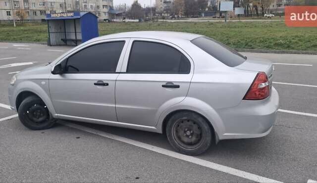 Сірий Шевроле Авео, об'ємом двигуна 1.5 л та пробігом 168 тис. км за 3850 $, фото 6 на Automoto.ua