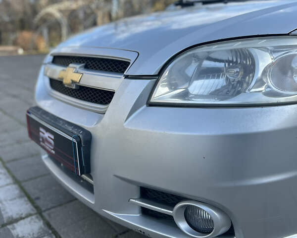 Серый Шевроле Авео, объемом двигателя 1.6 л и пробегом 214 тыс. км за 2700 $, фото 23 на Automoto.ua