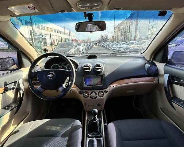 Серый Шевроле Авео, объемом двигателя 1.6 л и пробегом 179 тыс. км за 3600 $, фото 15 на Automoto.ua