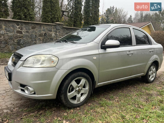 Серый Шевроле Авео, объемом двигателя 1.4 л и пробегом 170 тыс. км за 2500 $, фото 16 на Automoto.ua