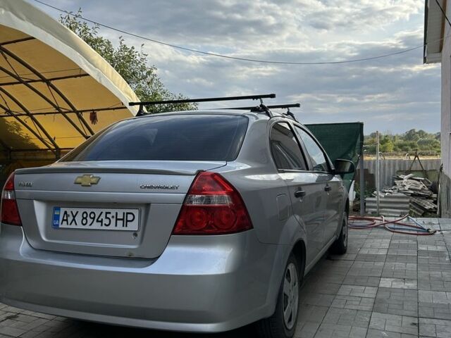 Серый Шевроле Авео, объемом двигателя 1.2 л и пробегом 120 тыс. км за 3900 $, фото 1 на Automoto.ua