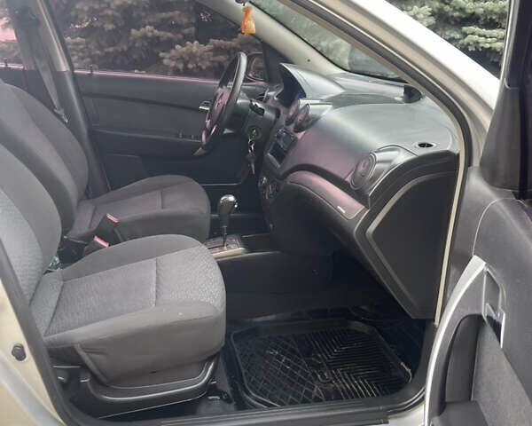 Серый Шевроле Авео, объемом двигателя 1.5 л и пробегом 161 тыс. км за 5300 $, фото 102 на Automoto.ua