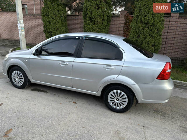 Сірий Шевроле Авео, об'ємом двигуна 1.6 л та пробігом 148 тис. км за 4550 $, фото 4 на Automoto.ua