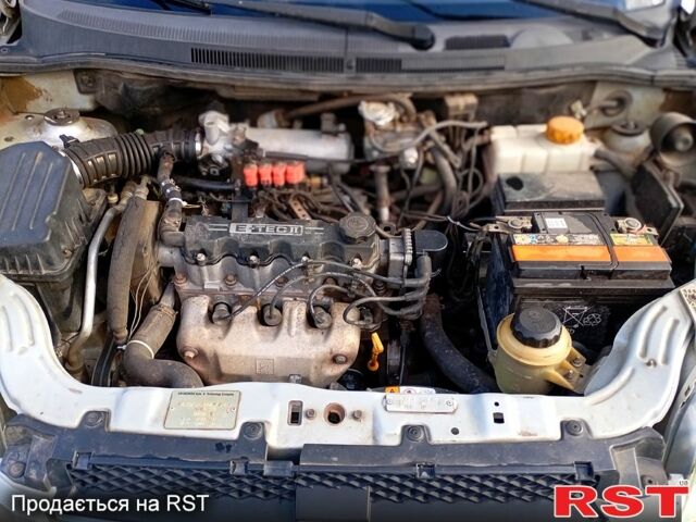 Серый Шевроле Авео, объемом двигателя 1.5 л и пробегом 280 тыс. км за 3800 $, фото 6 на Automoto.ua