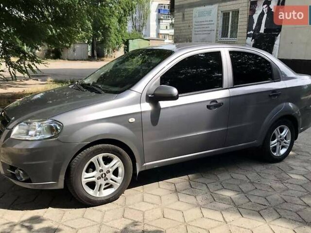 Сірий Шевроле Авео, об'ємом двигуна 1.5 л та пробігом 168 тис. км за 5000 $, фото 2 на Automoto.ua
