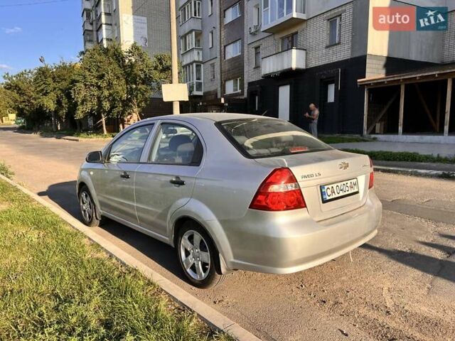 Сірий Шевроле Авео, об'ємом двигуна 1.5 л та пробігом 175 тис. км за 6000 $, фото 1 на Automoto.ua