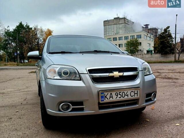 Серый Шевроле Авео, объемом двигателя 1.5 л и пробегом 220 тыс. км за 4100 $, фото 5 на Automoto.ua