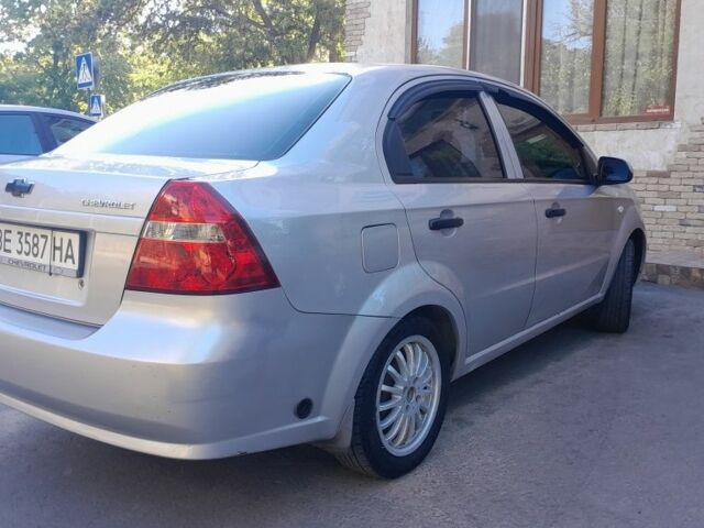 Серый Шевроле Авео, объемом двигателя 1.5 л и пробегом 245 тыс. км за 3400 $, фото 5 на Automoto.ua