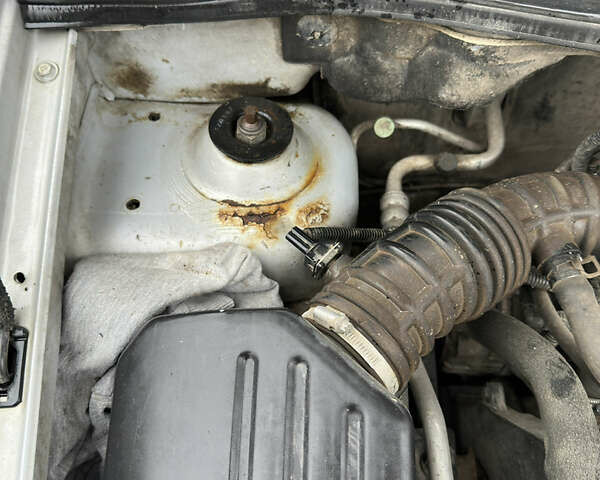 Сірий Шевроле Авео, об'ємом двигуна 1.5 л та пробігом 245 тис. км за 3500 $, фото 29 на Automoto.ua