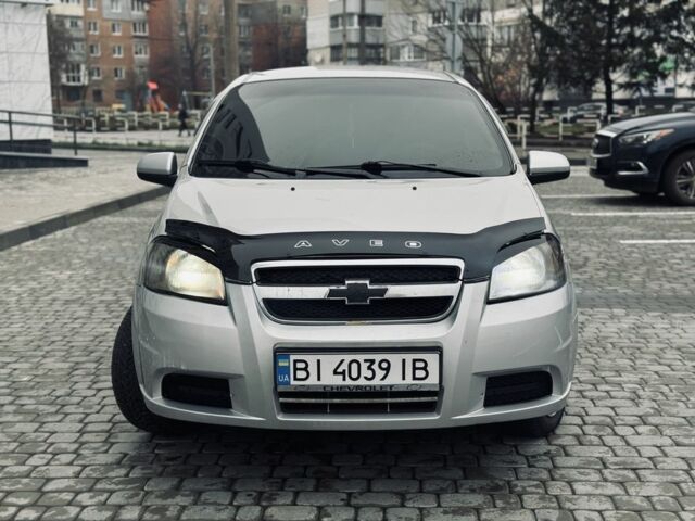 Сірий Шевроле Авео, об'ємом двигуна 1.5 л та пробігом 280 тис. км за 2750 $, фото 2 на Automoto.ua