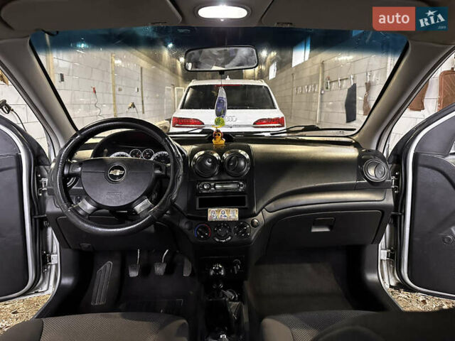 Серый Шевроле Авео, объемом двигателя 1.5 л и пробегом 257 тыс. км за 3500 $, фото 15 на Automoto.ua