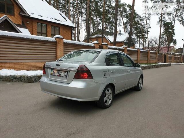 Сірий Шевроле Авео, об'ємом двигуна 1.6 л та пробігом 172 тис. км за 3900 $, фото 6 на Automoto.ua
