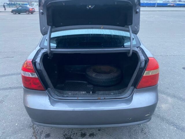 Серый Шевроле Авео, объемом двигателя 1.5 л и пробегом 236 тыс. км за 2900 $, фото 7 на Automoto.ua