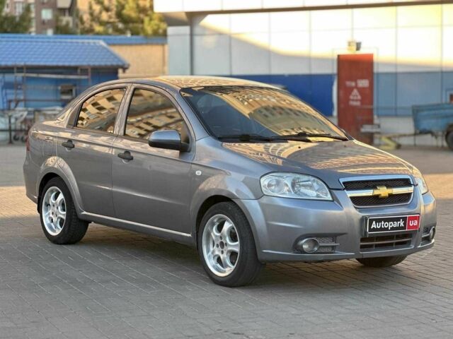 Серый Шевроле Авео, объемом двигателя 1.5 л и пробегом 137 тыс. км за 4390 $, фото 2 на Automoto.ua