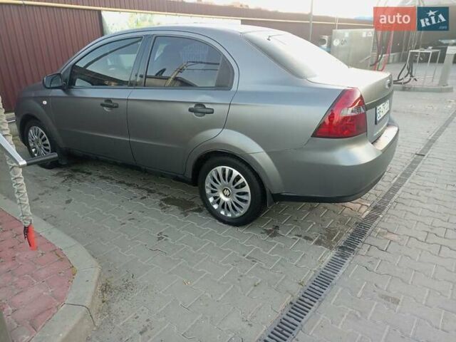 Сірий Шевроле Авео, об'ємом двигуна 1.5 л та пробігом 218 тис. км за 3000 $, фото 6 на Automoto.ua