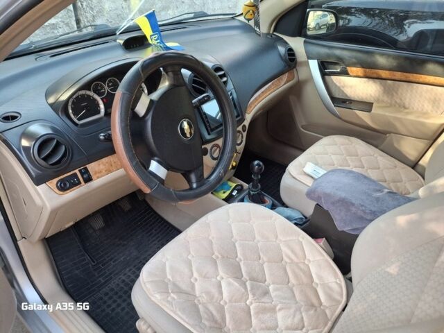 Серый Шевроле Авео, объемом двигателя 1.6 л и пробегом 130 тыс. км за 4900 $, фото 4 на Automoto.ua