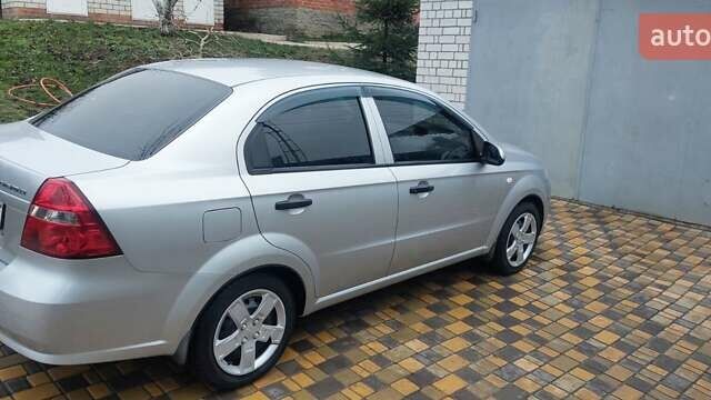 Серый Шевроле Авео, объемом двигателя 1.5 л и пробегом 214 тыс. км за 5200 $, фото 5 на Automoto.ua