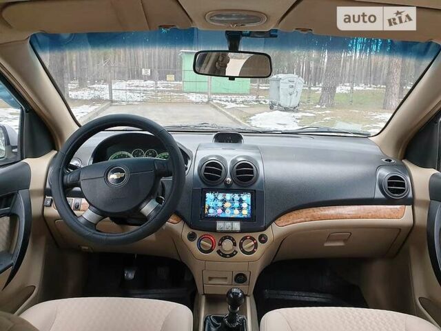 Сірий Шевроле Авео, об'ємом двигуна 1.6 л та пробігом 172 тис. км за 3900 $, фото 20 на Automoto.ua
