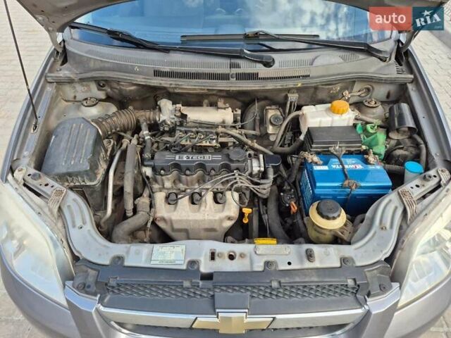 Серый Шевроле Авео, объемом двигателя 1.5 л и пробегом 191 тыс. км за 5000 $, фото 18 на Automoto.ua