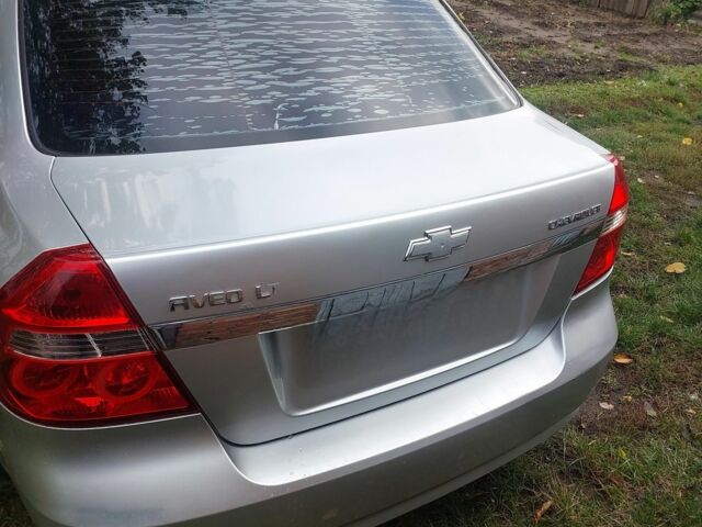 Серый Шевроле Авео, объемом двигателя 1.6 л и пробегом 197 тыс. км за 3500 $, фото 2 на Automoto.ua