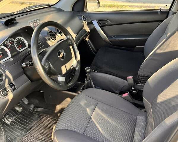 Сірий Шевроле Авео, об'ємом двигуна 1.5 л та пробігом 175 тис. км за 6000 $, фото 8 на Automoto.ua