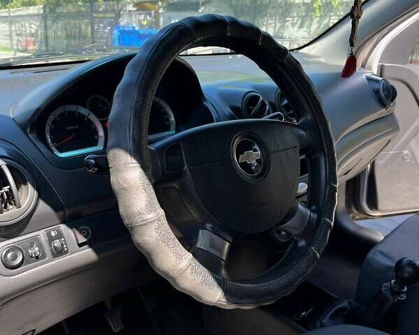 Серый Шевроле Авео, объемом двигателя 1.5 л и пробегом 191 тыс. км за 3300 $, фото 17 на Automoto.ua