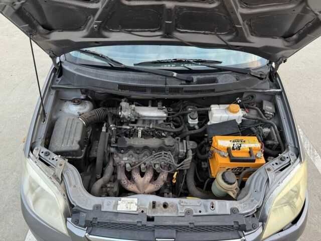 Серый Шевроле Авео, объемом двигателя 1.5 л и пробегом 350 тыс. км за 3200 $, фото 6 на Automoto.ua