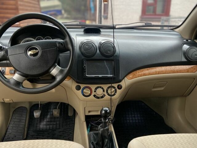 Серый Шевроле Авео, объемом двигателя 1.6 л и пробегом 150 тыс. км за 4999 $, фото 4 на Automoto.ua