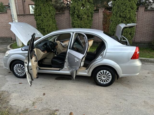 Сірий Шевроле Авео, об'ємом двигуна 1.6 л та пробігом 148 тис. км за 4550 $, фото 15 на Automoto.ua