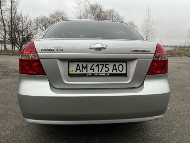 Серый Шевроле Авео, объемом двигателя 1.5 л и пробегом 188 тыс. км за 4180 $, фото 3 на Automoto.ua