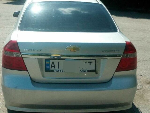 Серый Шевроле Авео, объемом двигателя 1.6 л и пробегом 380 тыс. км за 3500 $, фото 5 на Automoto.ua