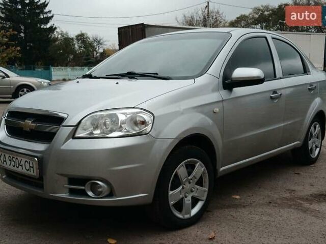 Серый Шевроле Авео, объемом двигателя 1.5 л и пробегом 220 тыс. км за 4100 $, фото 3 на Automoto.ua