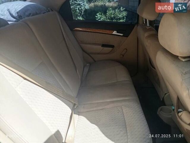 Серый Шевроле Авео, объемом двигателя 1.6 л и пробегом 250 тыс. км за 2900 $, фото 24 на Automoto.ua