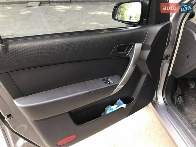 Сірий Шевроле Авео, об'ємом двигуна 1.5 л та пробігом 168 тис. км за 5000 $, фото 11 на Automoto.ua