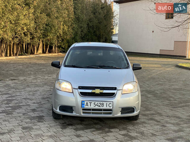 Сірий Шевроле Авео, об'ємом двигуна 1.5 л та пробігом 237 тис. км за 2650 $, фото 7 на Automoto.ua