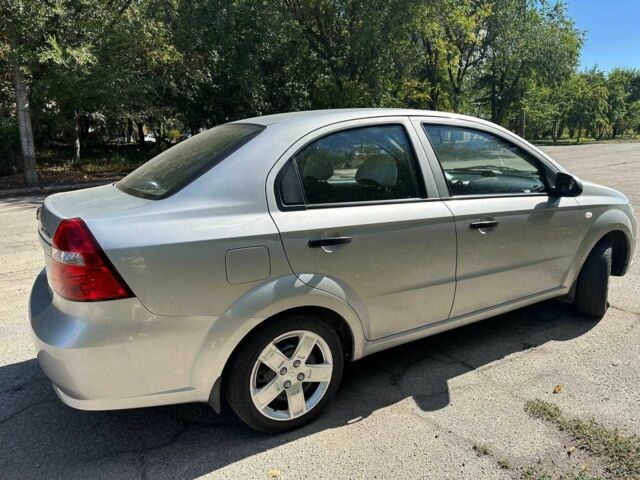 Серый Шевроле Авео, объемом двигателя 1.6 л и пробегом 65 тыс. км за 5300 $, фото 5 на Automoto.ua