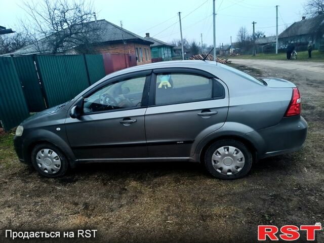 Серый Шевроле Авео, объемом двигателя 1.6 л и пробегом 276 тыс. км за 3200 $, фото 2 на Automoto.ua