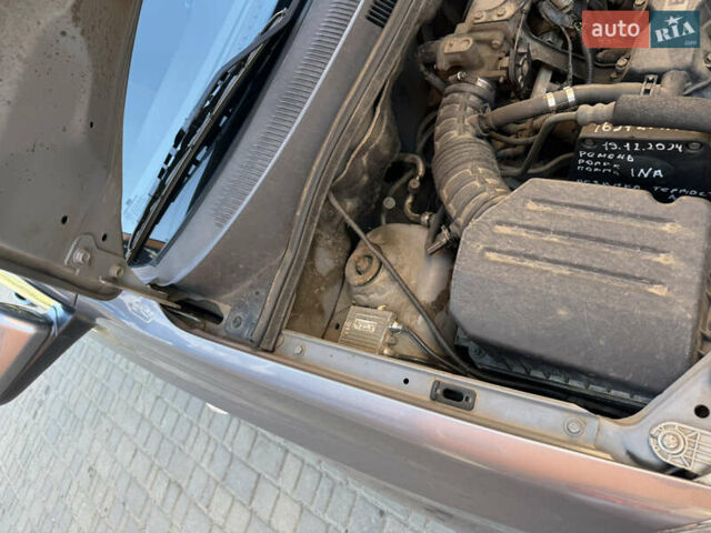 Сірий Шевроле Авео, об'ємом двигуна 1.5 л та пробігом 165 тис. км за 4800 $, фото 22 на Automoto.ua