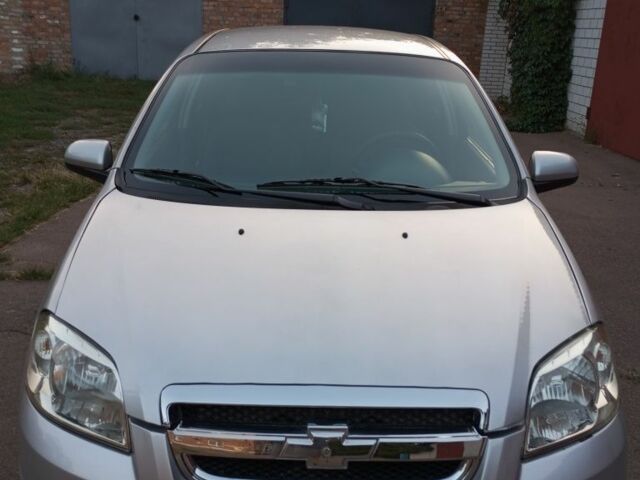 Серый Шевроле Авео, объемом двигателя 1.5 л и пробегом 209 тыс. км за 3700 $, фото 1 на Automoto.ua