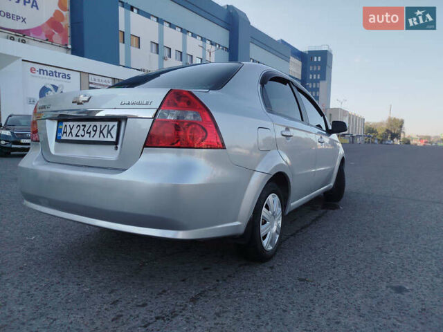 Серый Шевроле Авео, объемом двигателя 1.6 л и пробегом 282 тыс. км за 3600 $, фото 6 на Automoto.ua
