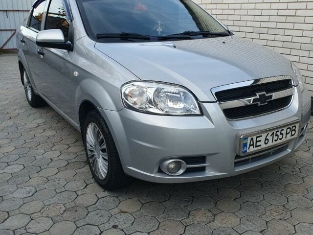 Серый Шевроле Авео, объемом двигателя 1.5 л и пробегом 255 тыс. км за 5000 $, фото 3 на Automoto.ua