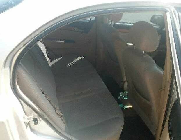 Серый Шевроле Авео, объемом двигателя 1.6 л и пробегом 380 тыс. км за 3500 $, фото 3 на Automoto.ua