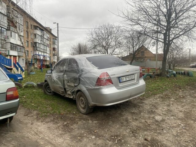 Серый Шевроле Авео, объемом двигателя 0 л и пробегом 180 тыс. км за 2000 $, фото 2 на Automoto.ua