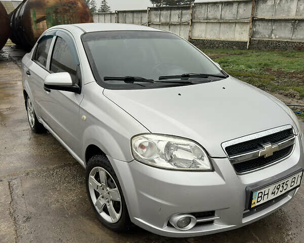 Сірий Шевроле Авео, об'ємом двигуна 1.5 л та пробігом 245 тис. км за 3500 $, фото 3 на Automoto.ua