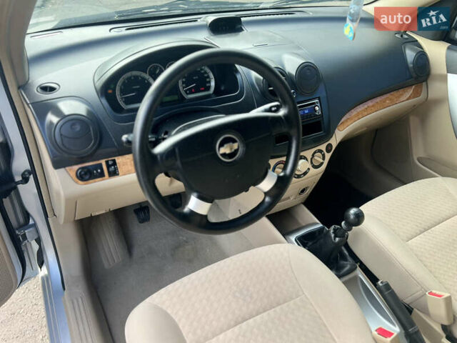 Сірий Шевроле Авео, об'ємом двигуна 1.6 л та пробігом 74 тис. км за 5099 $, фото 14 на Automoto.ua