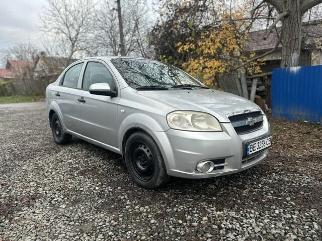 Серый Шевроле Авео, объемом двигателя 1.5 л и пробегом 250 тыс. км за 2450 $, фото 6 на Automoto.ua