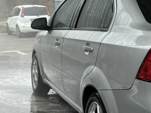 Серый Шевроле Авео, объемом двигателя 1.6 л и пробегом 120 тыс. км за 4350 $, фото 2 на Automoto.ua