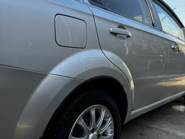 Серый Шевроле Авео, объемом двигателя 1.6 л и пробегом 142 тыс. км за 4300 $, фото 18 на Automoto.ua