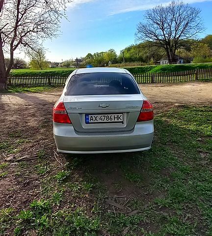 Сірий Шевроле Авео, об'ємом двигуна 1.5 л та пробігом 200 тис. км за 4100 $, фото 10 на Automoto.ua